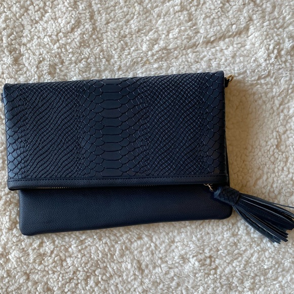 Gigi New York Foldover convertible navy purse - Picture 11 of 11